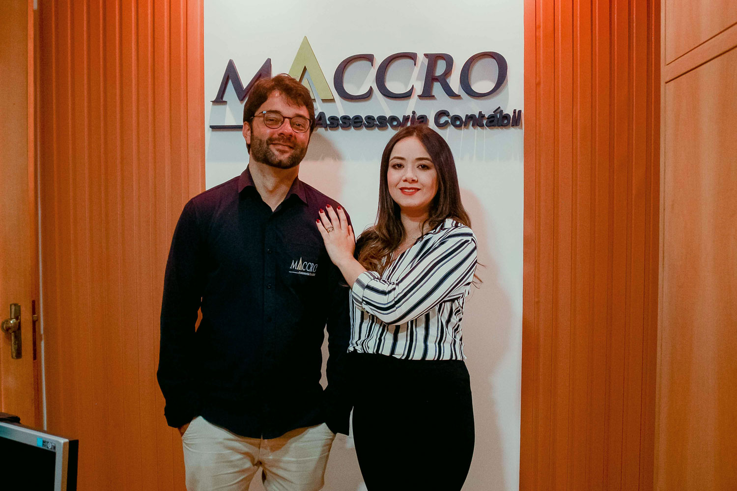 Rodrigo e Letícia na Maccro Assessoria Contábil